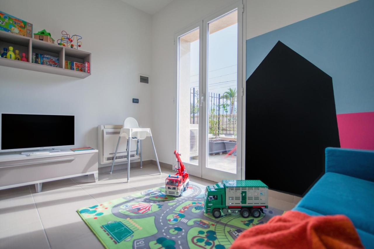 Babyaccommodation Family Comfort Ll Pietra Ligure Buitenkant foto